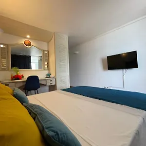  Appartement Vue A 2 Minutes A Pied Des Plages Tartane